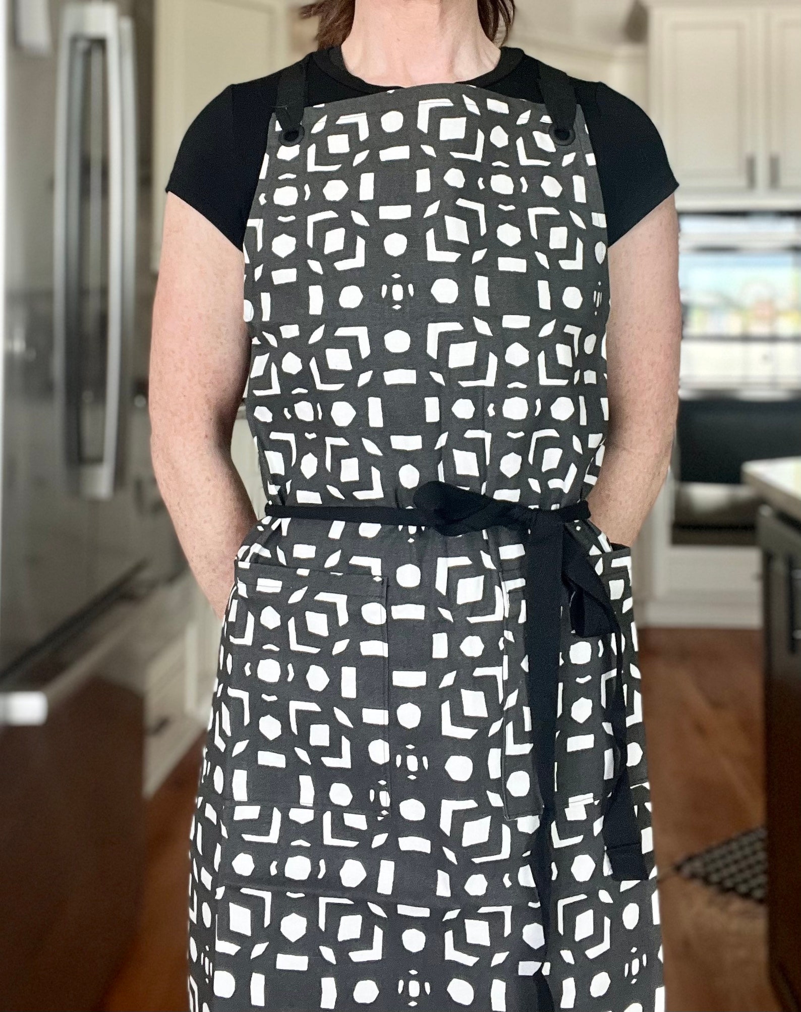 Womens Chef Apron With Crossback Adjustable Ties, Grommets, Cotton