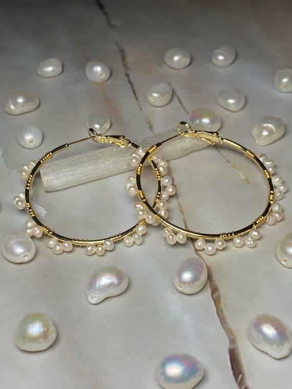 Magic All Around Me Pearl Earrings made With Mini Natural