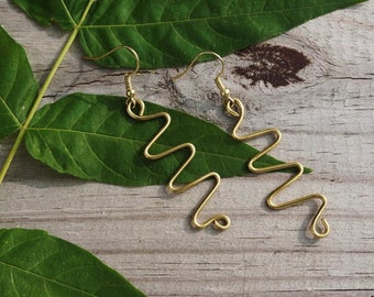 Zig zag gold color wire earrings