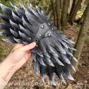 Small Leather Feather Pauldrons, LARP Armor Bird Raven Spaulder Shoulder Armor Ash