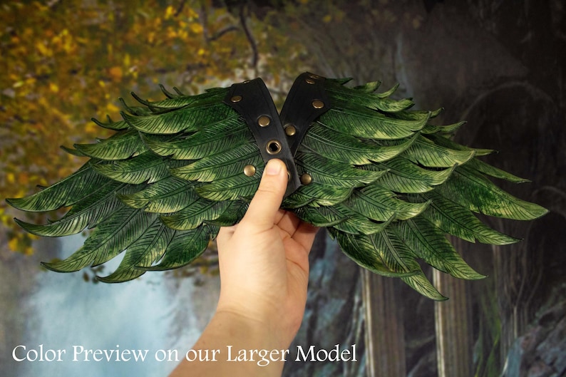 Small Leather Feather Pauldrons, LARP Armor Bird Raven Spaulder Shoulder Armor Green