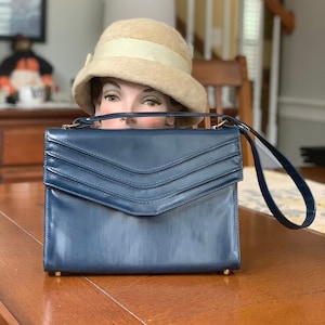 Naturalizer store bags sale