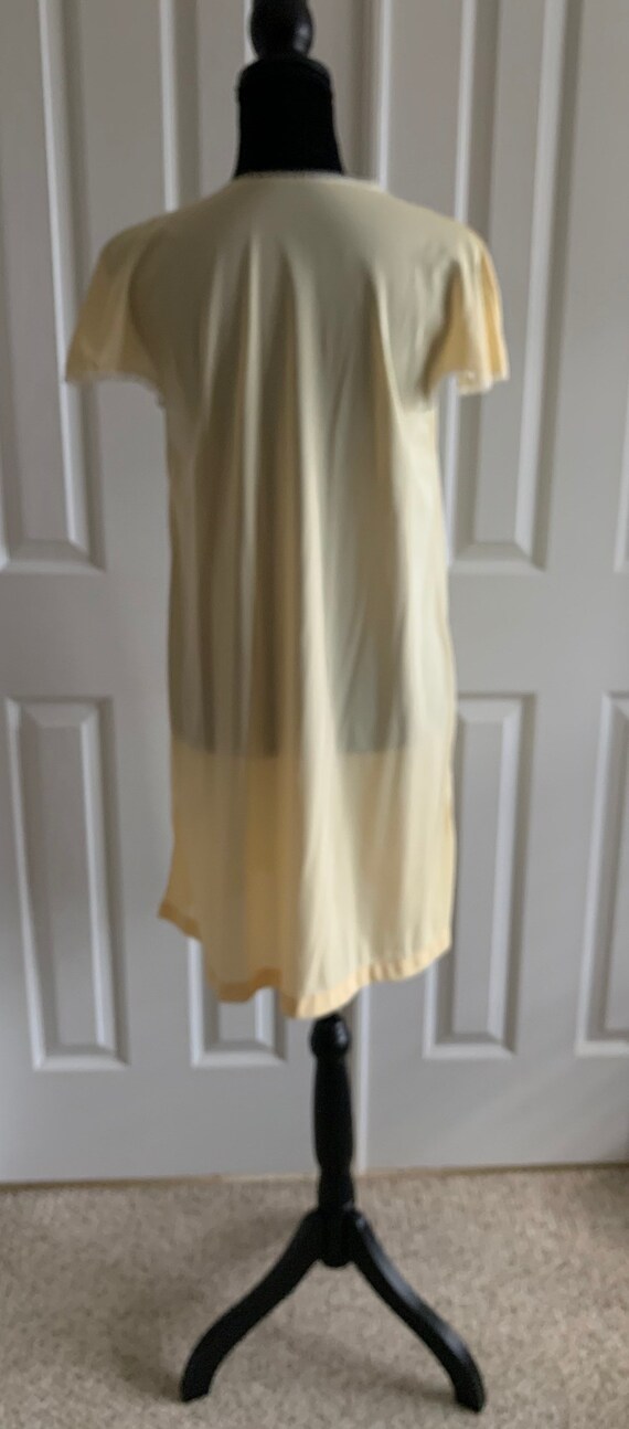 Vintage robe cover up yellow chiffon short sleeve… - image 5