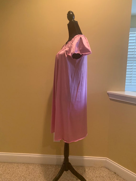 Vintage nylon nightgown short sleeves Vanity fair… - image 5