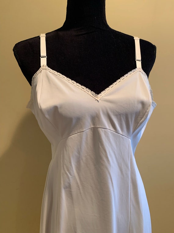 Ivory dress slip vintage Shadowline size 38 tall n