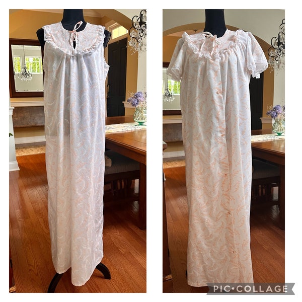 Peignoir set sleeveless ankle length nightgown and short sleeve button front ankle length robe vintage JCPenney size medium union made