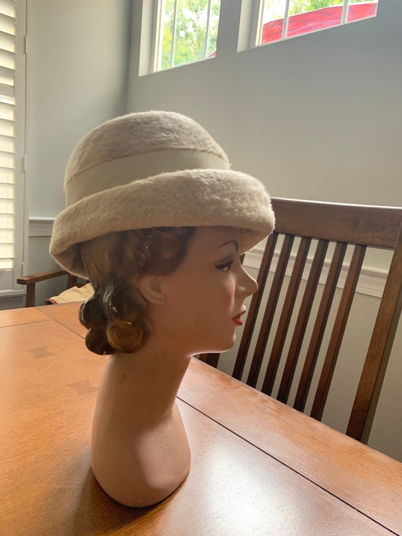 Vintage Betmar fur hat beige fashion hat 1950s 1960s image 3