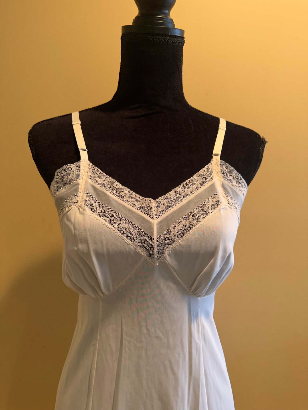 Ivory Dress Slip With Lace Trim Adjustable Straps Size 34 Vintage All ...