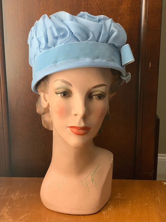 Light blue vintage hat pill box statement hat vintage Gem