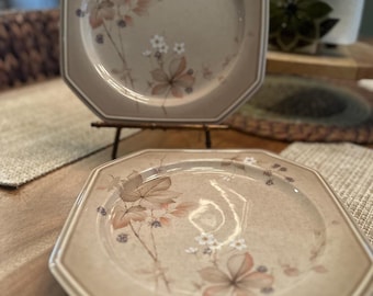 Mikasa Innovation Impulse octagonal/square DS 803 dinner plates set of 3