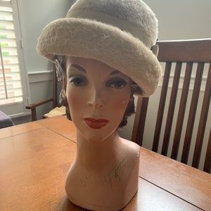 Vintage Betmar fur hat beige fashion hat 1950s 1960s image 4