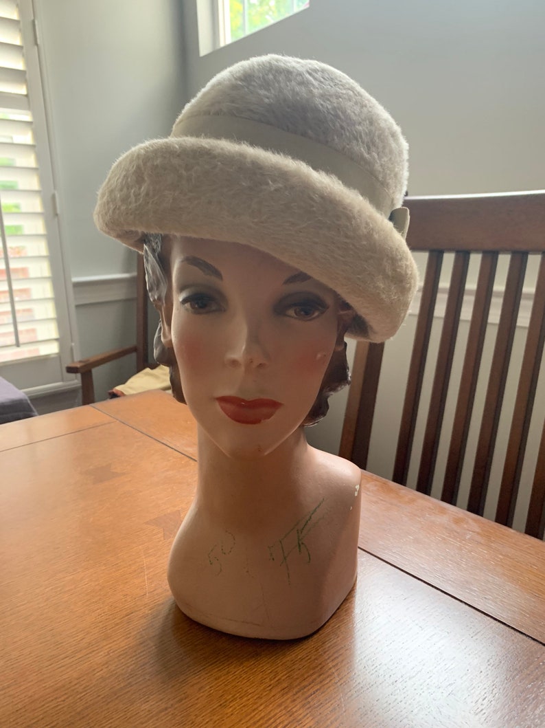 Vintage Betmar fur hat beige fashion hat 1950s 1960s image 4