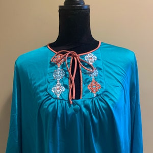 Aqua nylon button front robe nightgown vintage JCPenney medium
