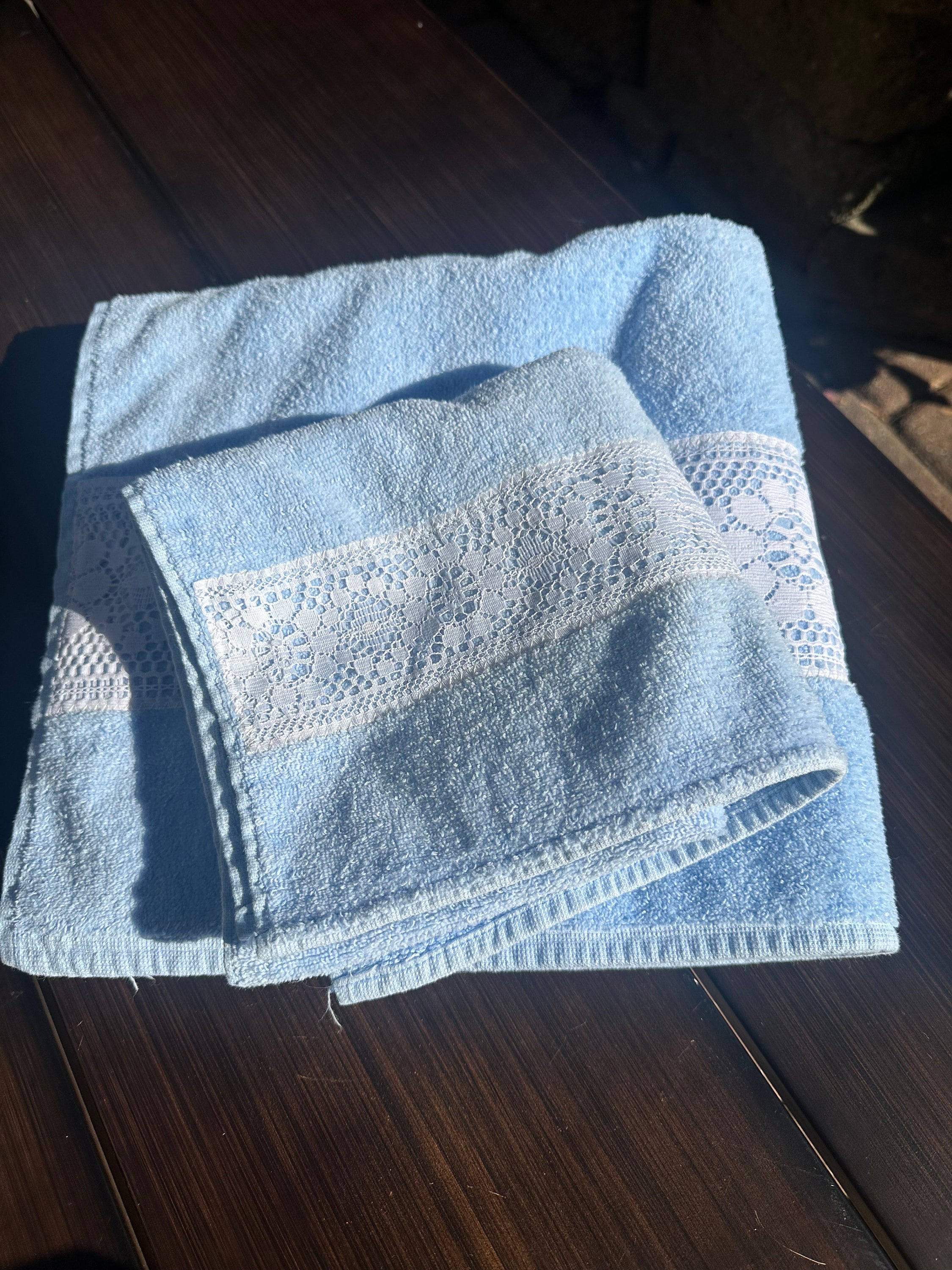 Serviette De Bain Vintage Cannon 21x41" - Crochet Main Fleur Dans Panier, Blanc Cassé