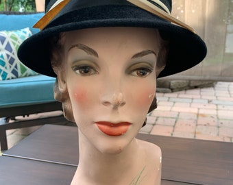 Black Wool Bowler Hat Vintage Amanda Smith Made in Italy - Etsy display picture 1