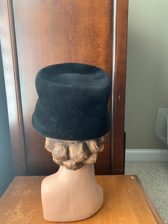 Vintage black velour bucket hat Velour Regals by … - image 5