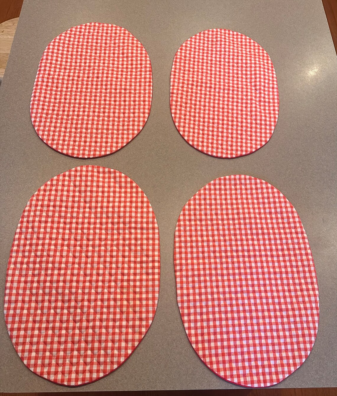 Quilted Red and White Checkered Oval Placemats Set of Four Etsy