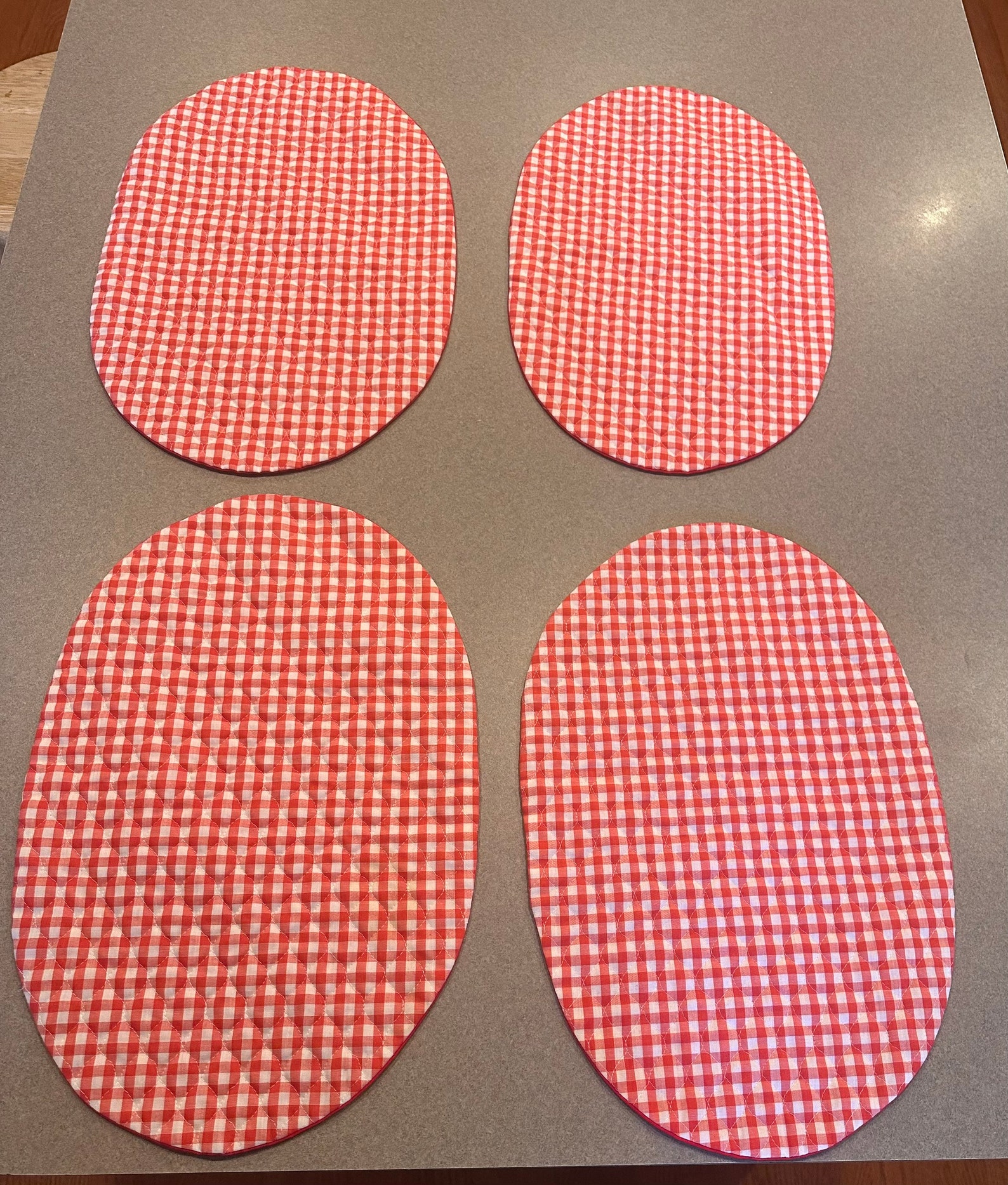 Quilted Red and White Checkered Oval Placemats Set of Four Etsy