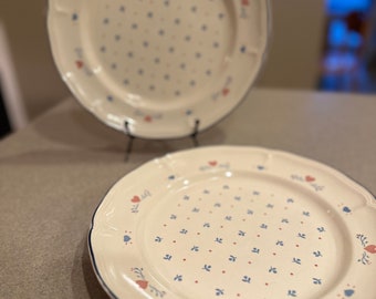 Stoneware dinner plates Century China hearts vintage set of two