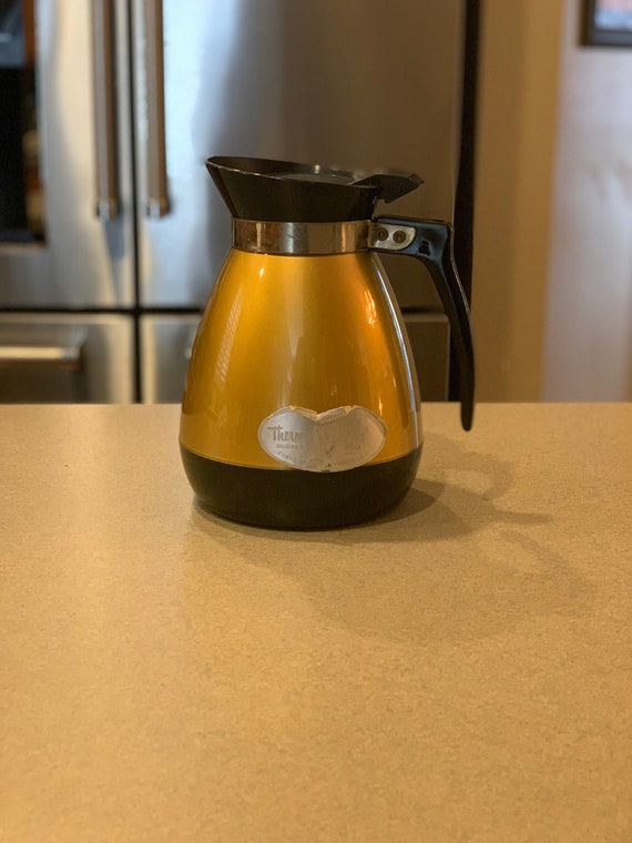 Coffee serving cheap carafe