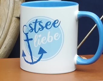 Ostsee Liebe Kaffee Tasse maritim mit Anker Motiv | Norddeutsch | Meer Geschenk | Keramik | Spruchtasse | Ostsee Geschenk