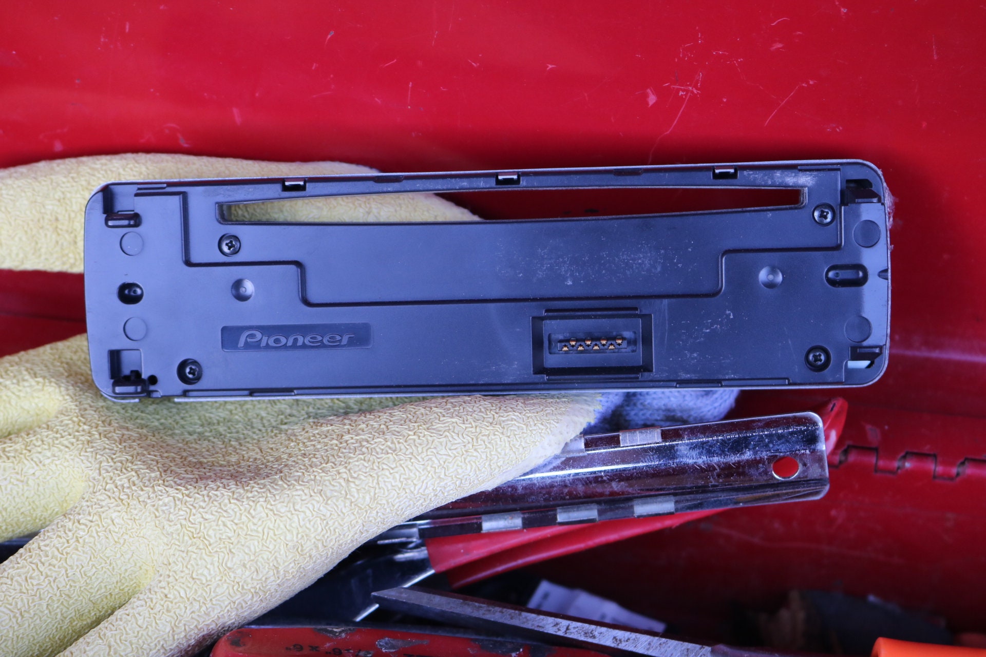 Pioneer DEH-1500 CD Only Detachable Face Plate CD Player Pioneer DEH-1500 CD Only Detachable Face Plate CD Player