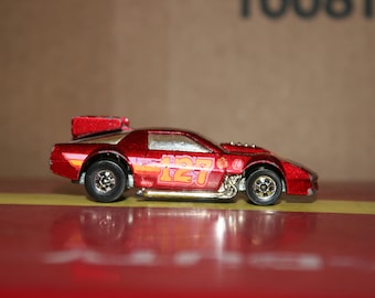 1985 Hot Wheels Flip-Outs #127 Red Chevy Camaro Race Car - Hong Kong