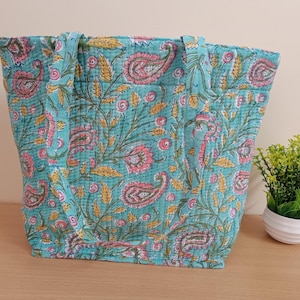 Grüne Handtasche mit Blumenmuster, Tote Bag, Arbeitstasche, gesteppte Tasche, Block-Print-Einkaufstasche, Baumwolltasche,