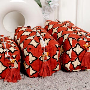 Vintage Indian block Print Large Toiletry Bag, Colorful Make Up Bag Quilted Fabric Cosmetic Bag Toiletry Travel Pouch, Bridesmaid Gift Bag