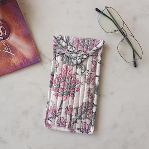 Pink Floral Sunglasses Case, Padded Glasses Case, Eyeglasses Pouch, Quilted Glasses Case, Cotton Glasses Case, Block Print Sunglasses Pouch