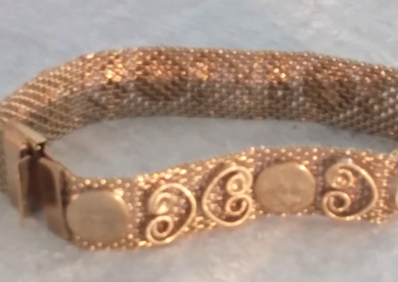 Vintage Gold Tone Swirled Bracelet - image 9