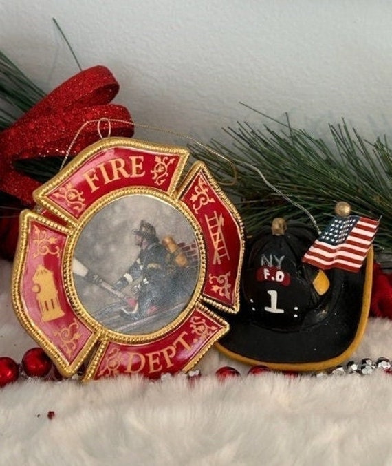Red Fire Plug Hydrant Clock Fireman Firefighter Gift FD Dept Department Decor Red Fire Plug Hydrant Clock Fireman Firefighter Gift FD Dept Department Decor