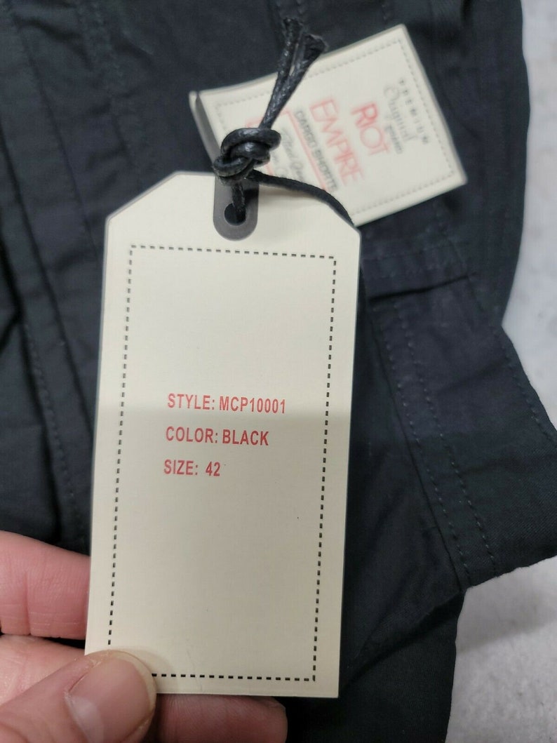 riot empire cargo shorts