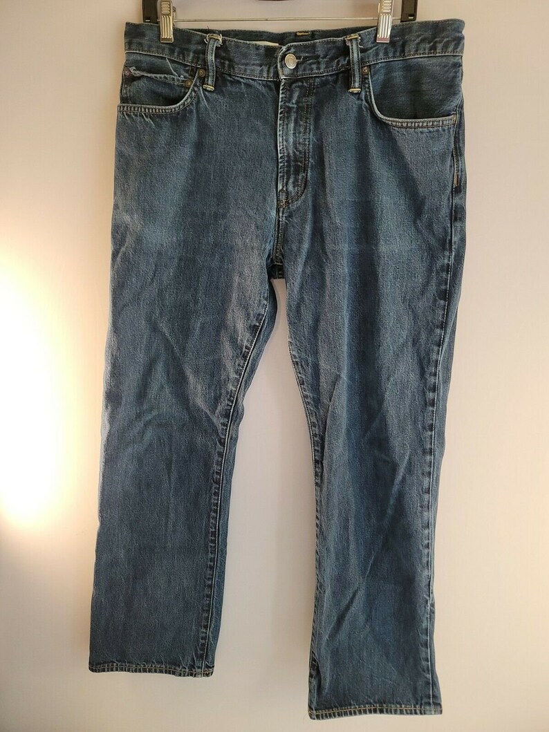 Gap 1969 Standard Fit Med Wash Denim 