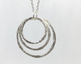 3 circles necklace, Bold circle necklace, Triple circle necklace, Circle necklace, Silver statement necklace, Mom necklace