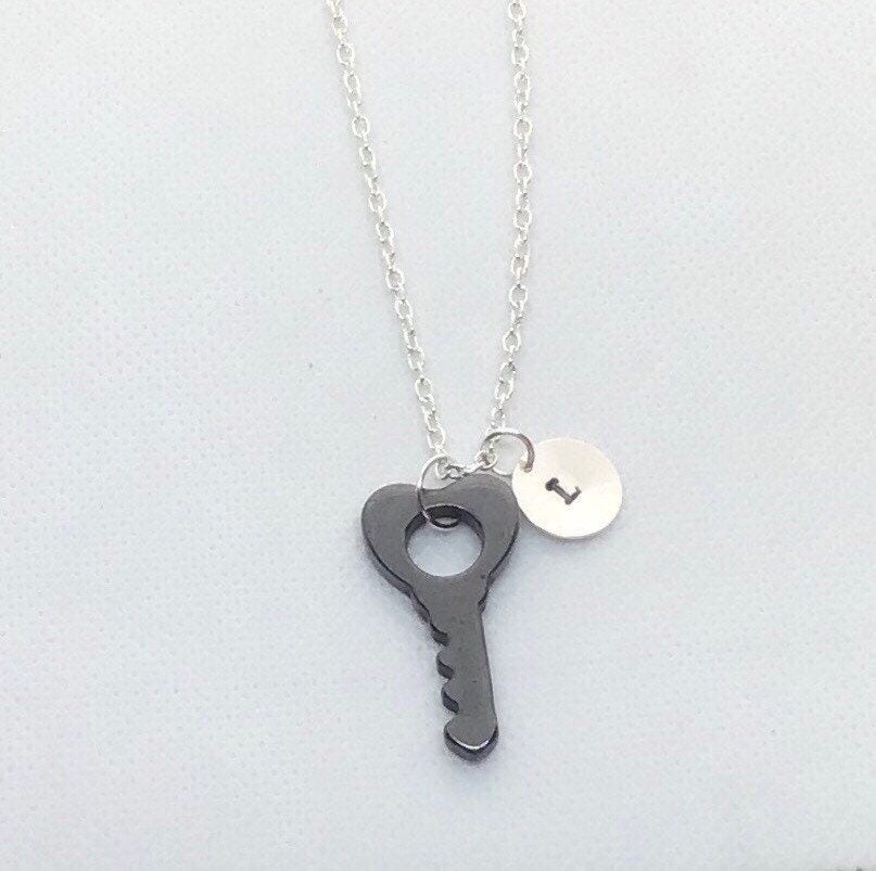 CHOORO Couple Necklace You Hold The Key to My Heart His and Hers Memorial Jewelry Love Wish Gift for Girlfriend Boyfriend Valent