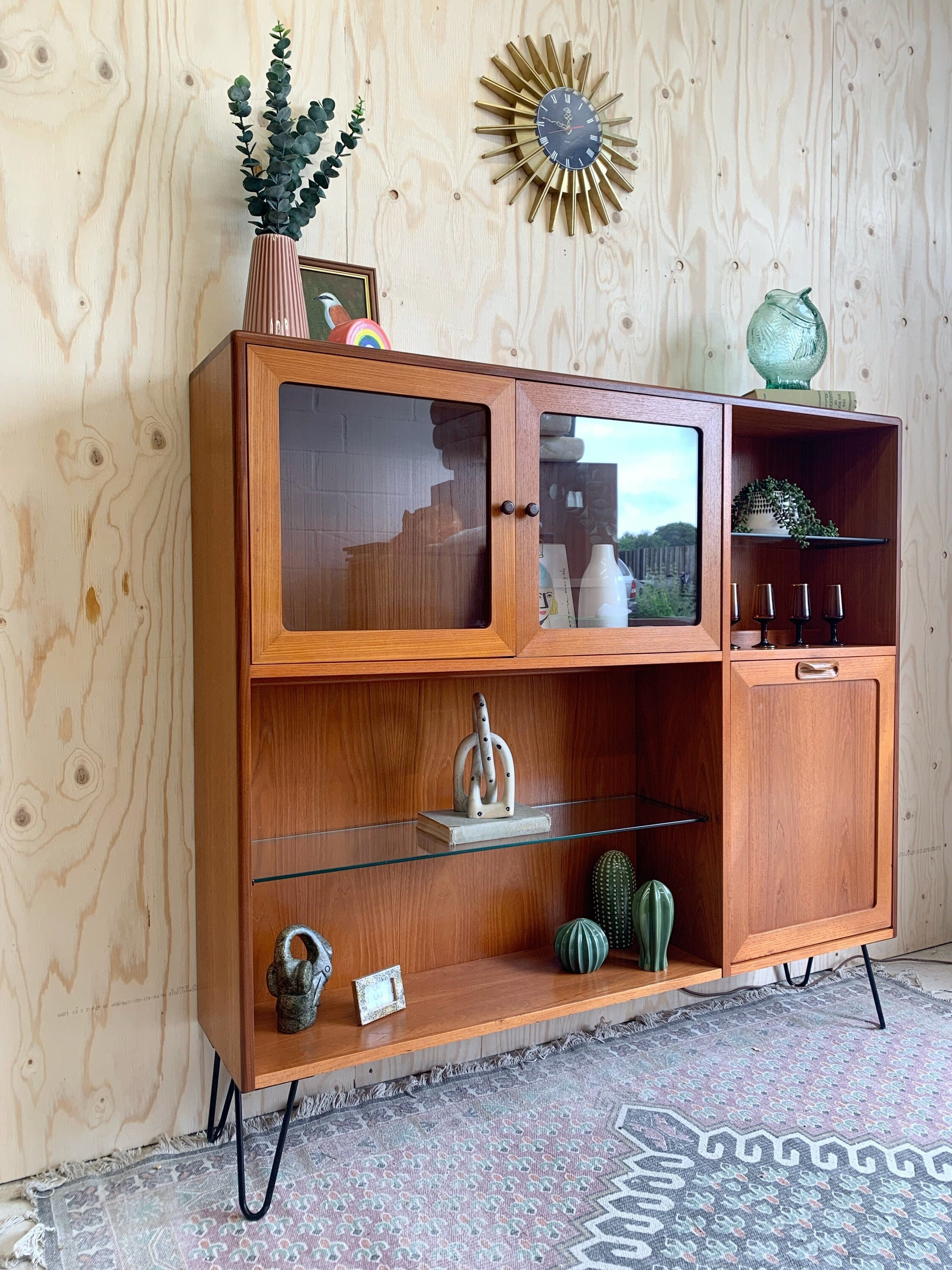 Gabinete de bebidas aparador Retro G Plan de mediados de siglo | Etsy