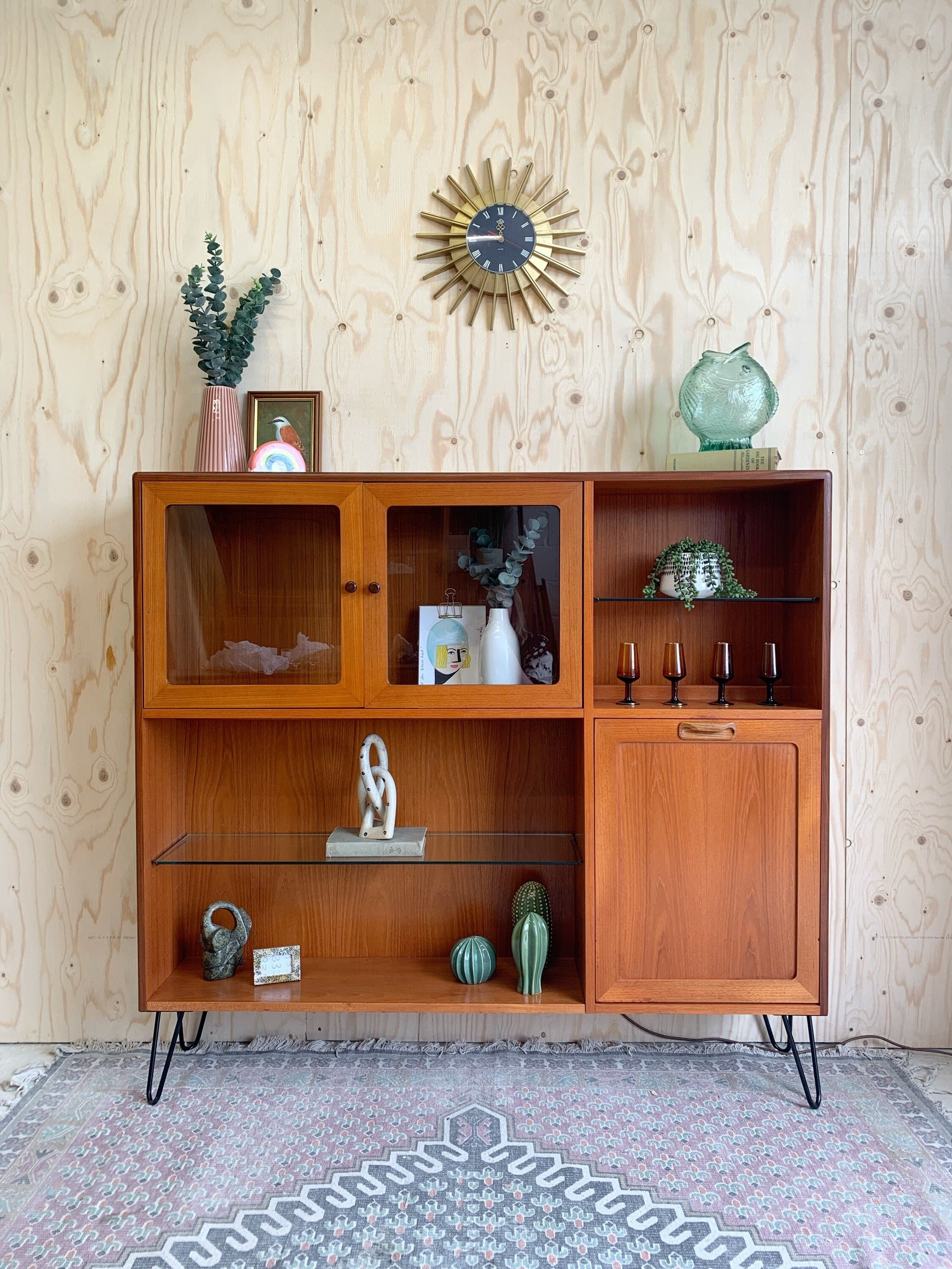 Gabinete de bebidas aparador Retro G Plan de mediados de siglo | Etsy