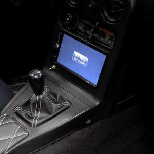 Mazda MX-5 Miata Double DIN Radio Adapter Kit | NA Miata