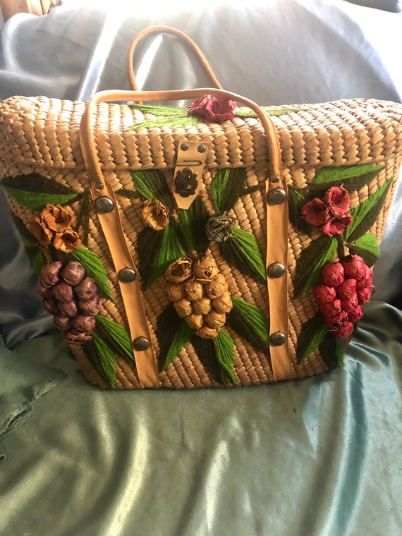 Large vintage woven basket purse