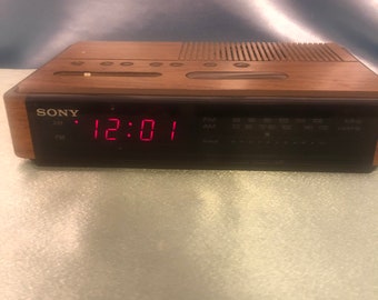 Vintage Sony Dream machine radio alarm clock