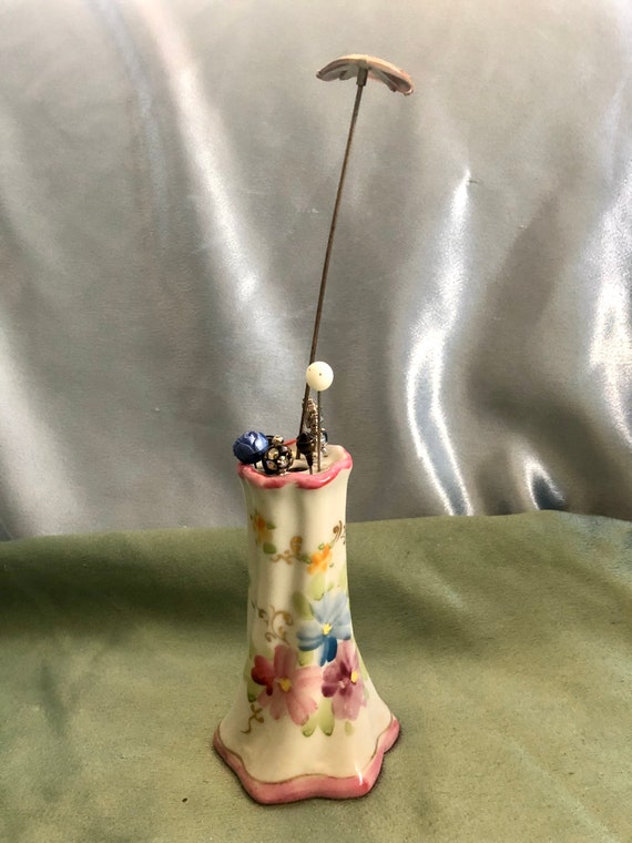 Hat pin holder with hat pins - image 1