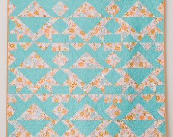 Wzór na kołdrę lustrzaną w formacie PDF autorstwa Love Sew Modern