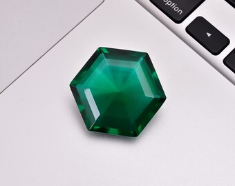 エメラルドカット ラボで作られたエメラルド宝石：六角形、30カラット