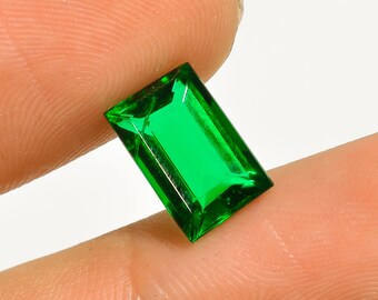 Lab Created Emerald: Rectangle Cut Loose Gemstone, 3 Ct (11X7X5 mm)