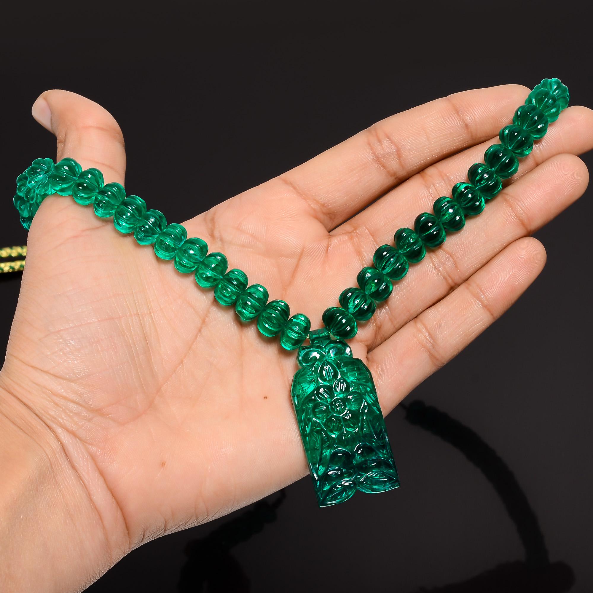 エメラルドのビーズネックレス 驚異的な最高級品質のラボで作られたエメラルドミックスシェイプ