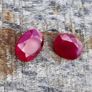 26 Ct. Lab Created Ruby Cut Stone Earrings Ruby Pendant Ruby Oval Shape Cut Stone Gemstone 1 Pcs For Making Jewelry 22X16X8 mm R-0607