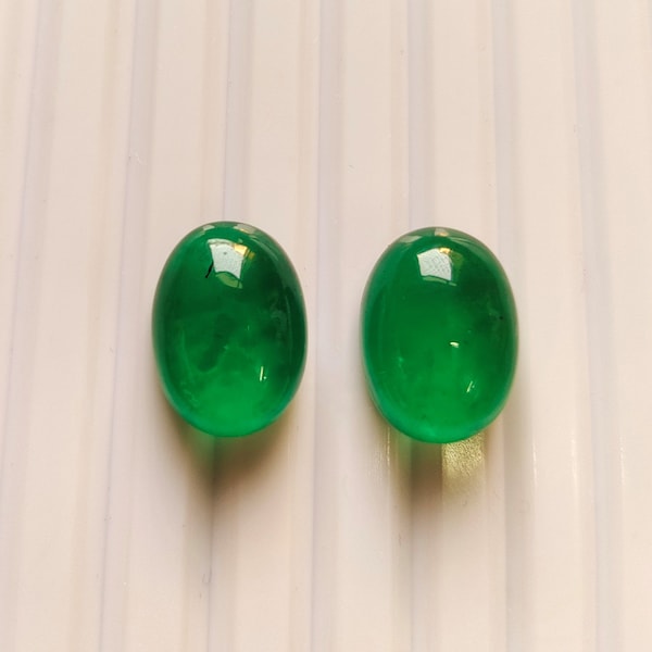 Natural Emerald Cabochon Pair Emerald Doublet Oval Shape Cabochon Loose Gemstone 9 Ct. For Making Jewelry 11X15X7 mm R-89