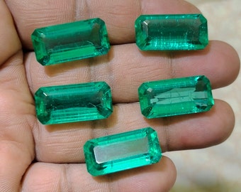 Lab Grown Emerald Gemstone: Radiant Cut Loose Stone (11x18mm)