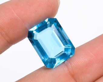 Radiant Cut Aquamarine Gemstone: 13.5 Ct Lab Created Stone, 17x13x9 mm